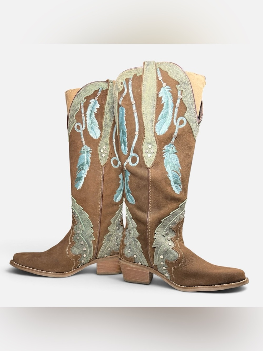 NWT Dingo Western Dreamcatcher Feather Embroidered w/ Studs Boots - Size 6.5 - Picture 5 of 8